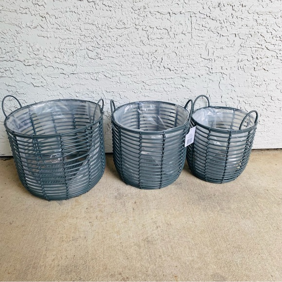 SET OF 3 Gray Plastic Wrapped Metal Planters with Handles and Plastic Lining - Picture 2 of 8